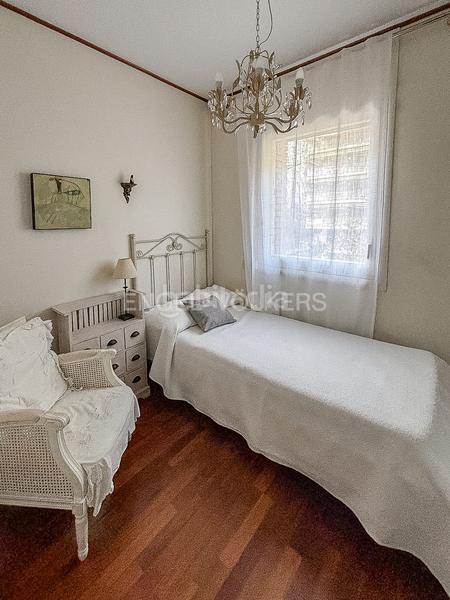 Foto ce963ea4-ce31-4461-957c-6312bacadb06. Piccolo appartamento con riscaldamento parcheggio piscina in Barcelona
