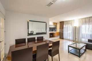 Rent House in Gava Mar. Casa elegante al lado de mar gava