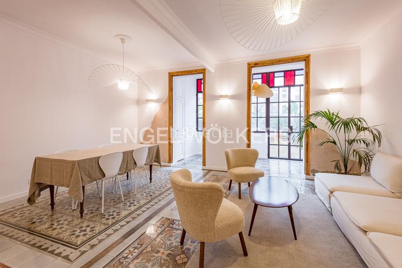 Foto 4d177c64-ab0e-49c3-a6ba-4c48d0907b95. Piccolo appartamento con riscaldamento in L´Antiga Esquerra de l´Eixample Barcelona