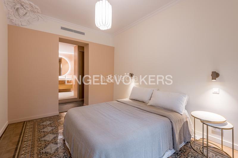 Foto eafa9f0d-a10a-417c-9b28-b72b81edac4e. Piccolo appartamento con riscaldamento in L´Antiga Esquerra de l´Eixample Barcelona