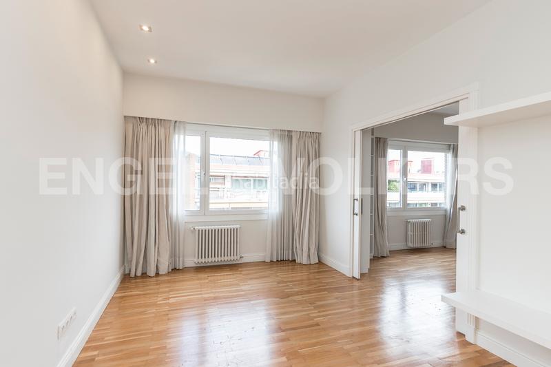 Foto d764a459-b0e0-4f01-8217-a326df2e6b98. Ático exclusivo piso de alto standing en turó parc en Barcelona