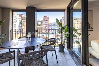 Apartment in Sagrada Família. Piso de diseño con terraza en eixample
