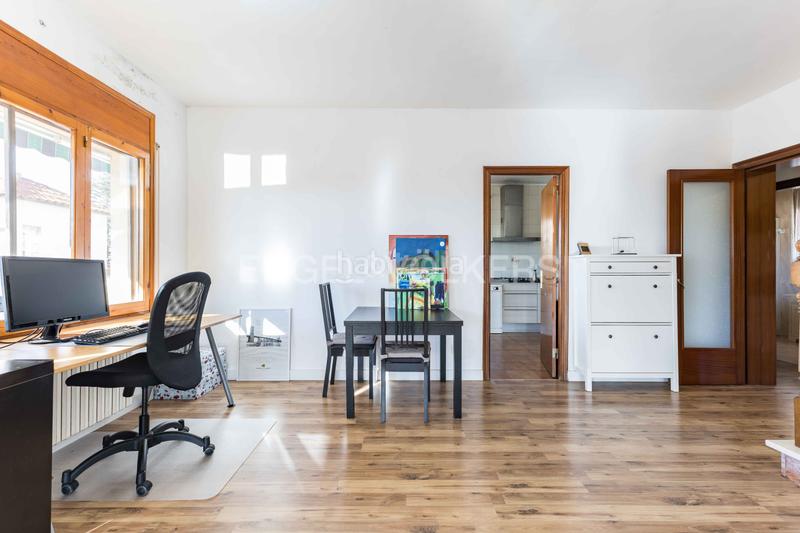 Foto 8f4a3c88-96ef-411e-96a2-3bca9b77e35a. Casa amb calefacció aparcament piscina a Catllar (El)