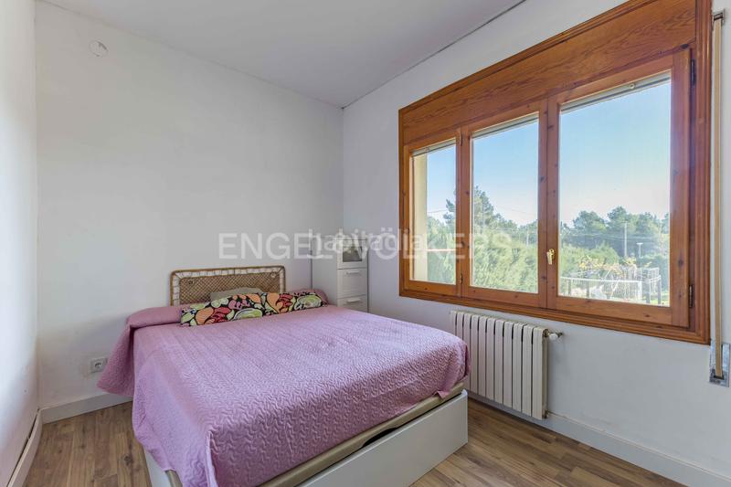 Foto c7cd05a4-b4fd-4621-9e37-d585cdeda6a7. Casa amb calefacció aparcament piscina a Catllar (El)