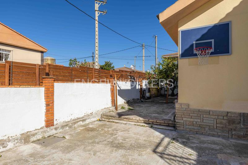 Foto d4b65c9c-224c-4555-96cc-f2715220b23d. Casa amb calefacció aparcament piscina a Catllar (El)