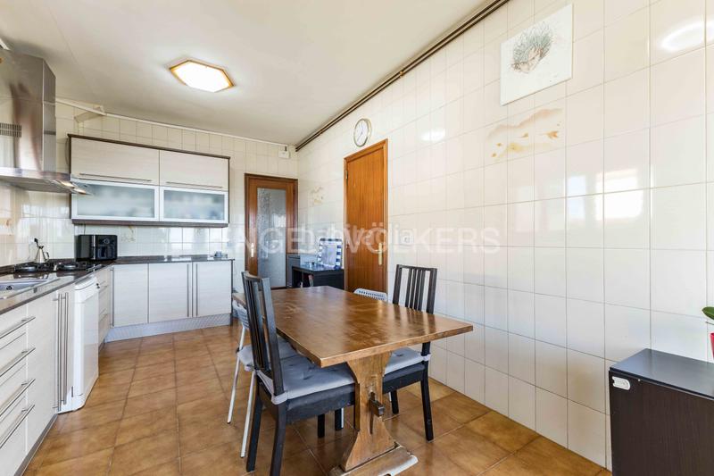 Foto e77ea214-ddbb-465f-b903-426e54917a28. Casa amb calefacció aparcament piscina a Catllar (El)