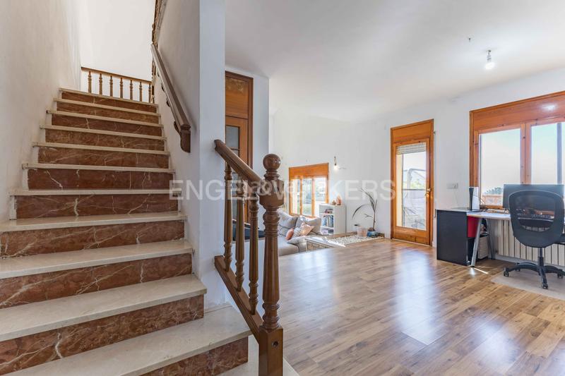 Foto fc2b8602-b85e-4e37-a2b8-fa4af8e05583. Casa amb calefacció aparcament piscina a Catllar (El)