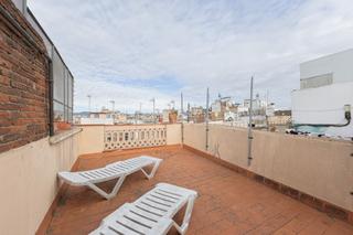 Appartement à Raval. Elegancia histórica con terraza en barcelona