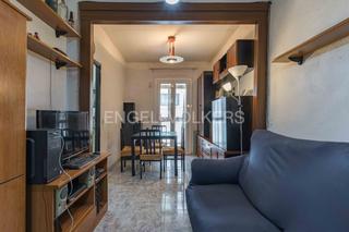 Apartament a El Poble Sec - Parc de Montjuïc. Piso con mucho potencial en el corazón de poble sec
