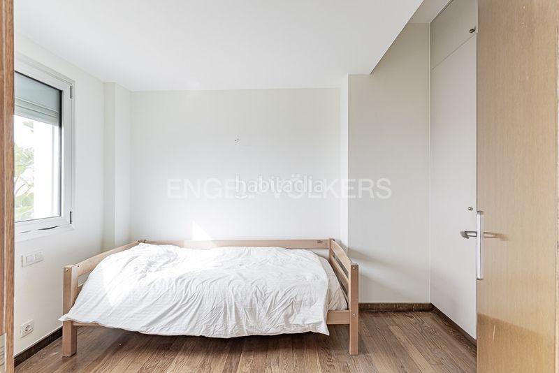 Foto 361f45d8-41b7-427f-a97d-9458973a7117. Casa amb calefacció aparcament piscina a Sant Gervasi - Bonanova Barcelona