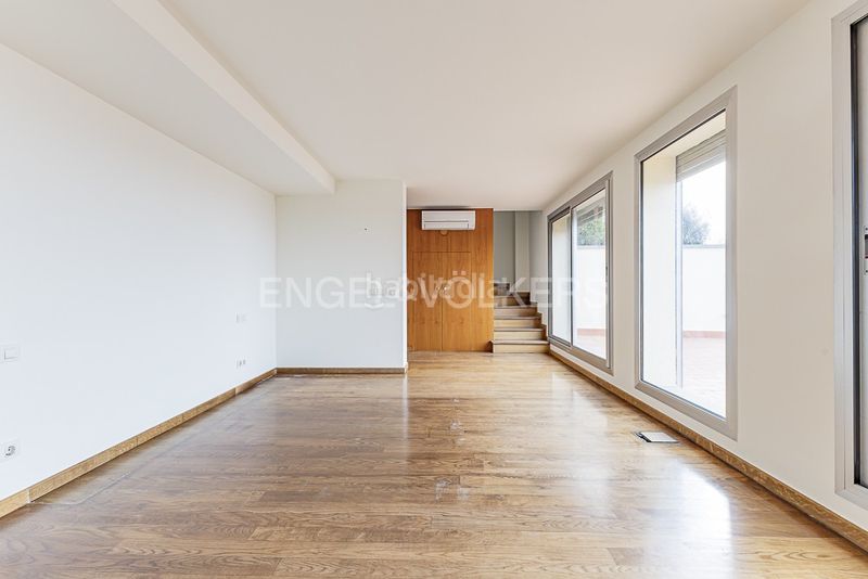 Foto 562118a4-4ece-436d-b012-1c3ae79575ce. Casa amb calefacció aparcament piscina a Sant Gervasi - Bonanova Barcelona