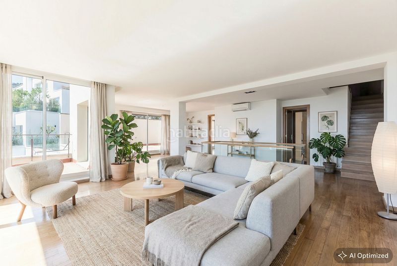 Foto b016b36c-be62-4b92-a26a-2e4e0d0d7a15. Casa amb calefacció aparcament piscina a Sant Gervasi - Bonanova Barcelona