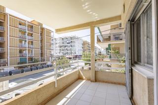 Apartment  Avinguda tarragona. Acogedor piso en segunda línea de mar en cunit