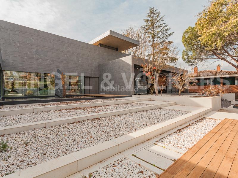 Foto 7cbb8473-65d1-43c0-bab0-d8e73bda24a9. Affitto casa con riscaldamento parcheggio piscina in Sant Cugat del Vallès