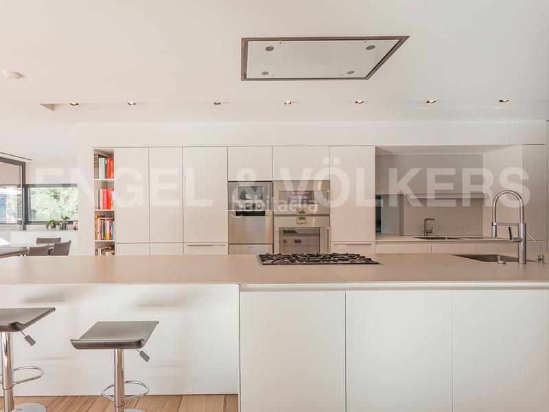 Foto 7cd0dc4d-ce6e-4140-8118-d26ed400f846. Alquiler casa impresionante propiedad en sant cugat en Sant Cugat del Vallès