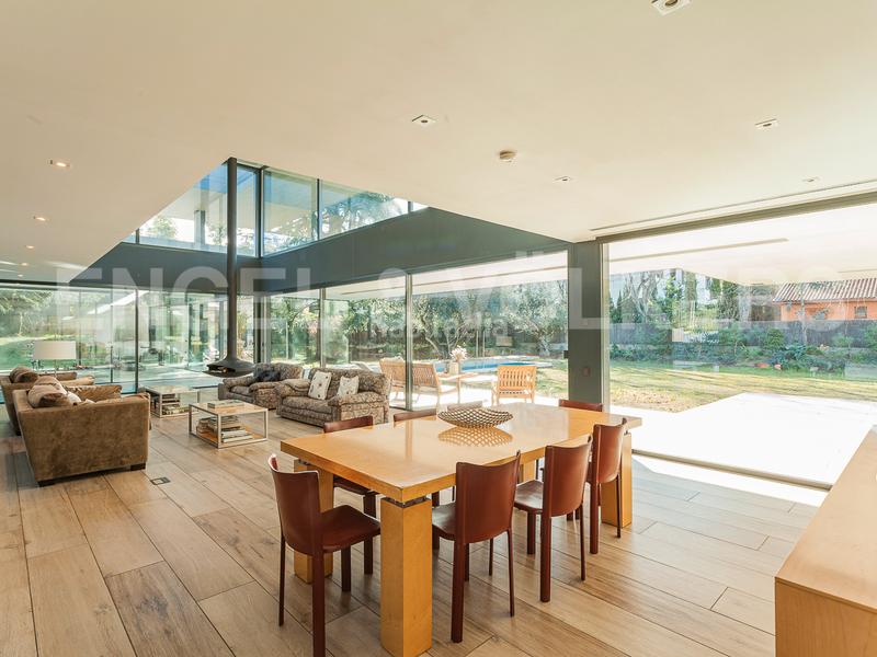 Foto b54bd4ec-2294-41d0-8a34-52b8107e41b2. Alquiler casa impresionante propiedad en sant cugat en Sant Cugat del Vallès