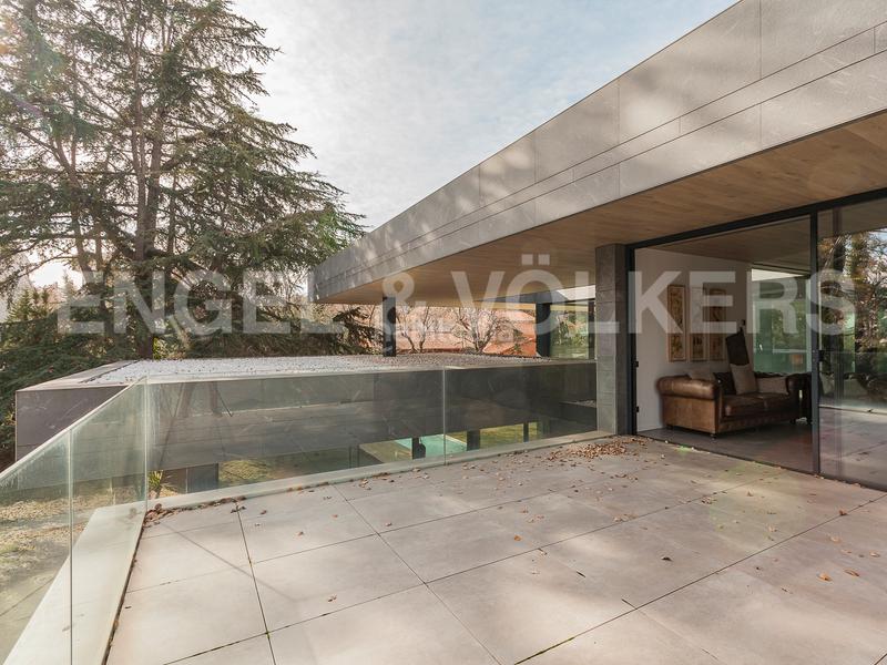 Foto 853f2082-3ee8-44c2-a521-3d26227cdc2c. Lloguer casa amb calefacció aparcament piscina a Sant Cugat del Vallès