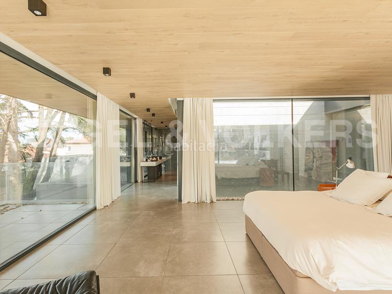 Foto 8b0bb352-198e-4914-92f7-0bc5c57d2036. Lloguer casa amb calefacció aparcament piscina a Sant Cugat del Vallès