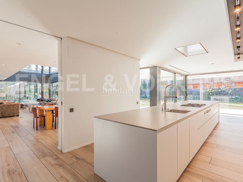 Foto 2bf89eb5-5e4d-4f4c-ba23-2e301d4ee242. Rent house with heating parking pool in Mira-sol Sant Cugat del Vallès