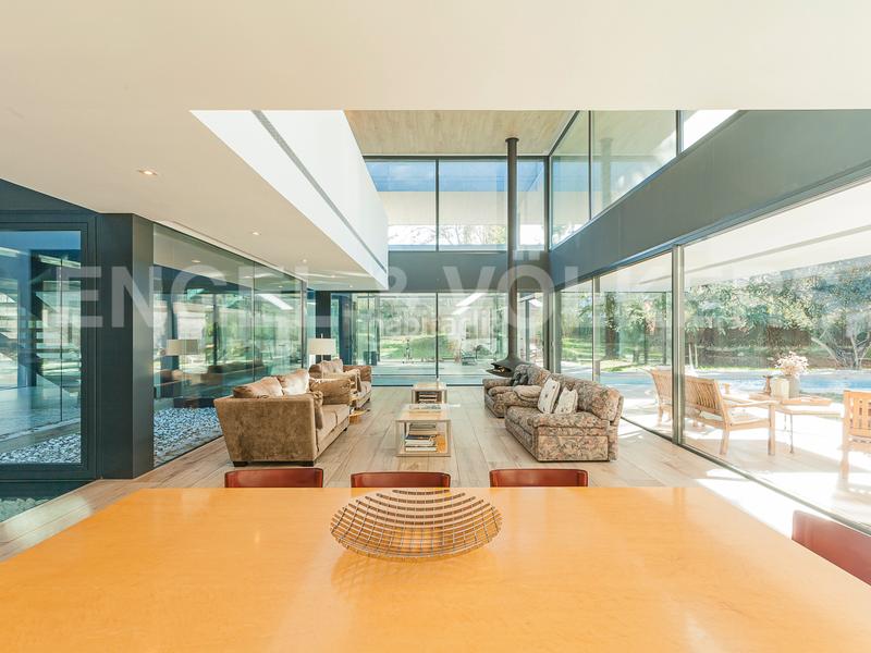 Foto 47f13c04-921c-43bc-b42c-4a5fb99dea11. Rent house with heating parking pool in Mira-sol Sant Cugat del Vallès