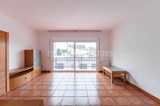 Appartement à Santa Maria-l´Eixample-Sud Sumella. Oportunidad en cubelles apartamento amplio con terraza