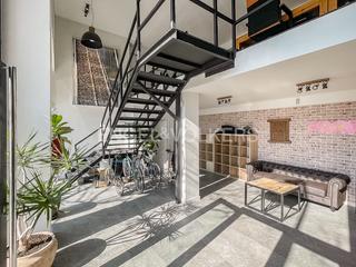 Loft à Diagonal Mar i el Front Marítim del Poblenou. Loft duplex cerca de la playa