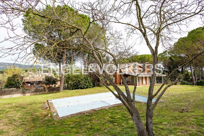 Foto 0c393f21-c9ce-4670-9f69-7198ddaded16. Casa amb calefacció aparcament piscina a Begues