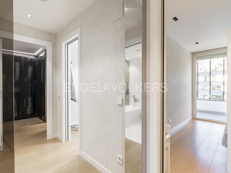 Foto 1fc8af6a-ab47-4847-b9fe-bcca78c3f9a5. Alquiler ático  único con terraza y piscina privada en pedralbes en Barcelona