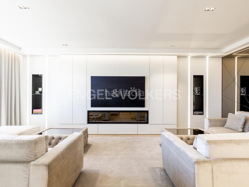 Foto 2dc4d5fd-d40c-405c-81d9-d936843e4bd2. Alquiler ático  único con terraza y piscina privada en pedralbes en Barcelona