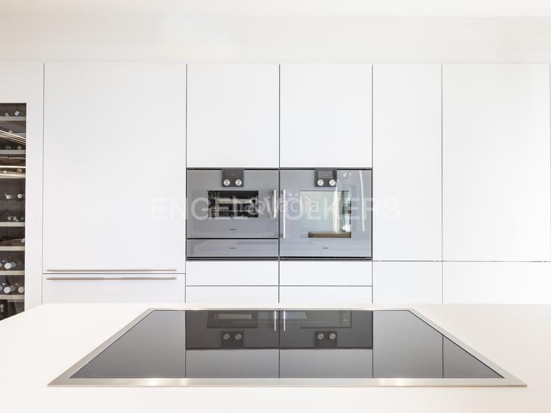 Foto 2e25f8ab-4867-44fb-a93b-3f6cdb649b6b. Alquiler ático  único con terraza y piscina privada en pedralbes en Barcelona