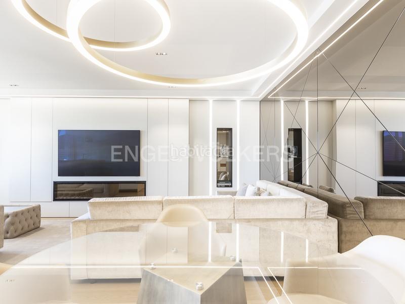 Foto 34844e13-74e8-4b94-849b-64512df85209. Alquiler ático  único con terraza y piscina privada en pedralbes en Barcelona