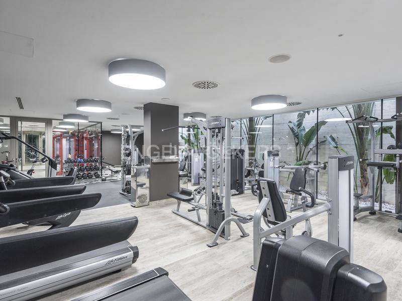 Foto 41dddf6e-a5cf-4b19-985d-06761513c333. Alquiler ático  único con terraza y piscina privada en pedralbes en Barcelona