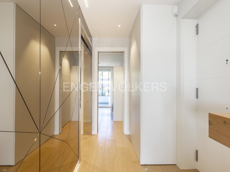 Foto 50b5868d-04be-4a23-bb0b-279aa37ffe70. Alquiler ático  único con terraza y piscina privada en pedralbes en Barcelona