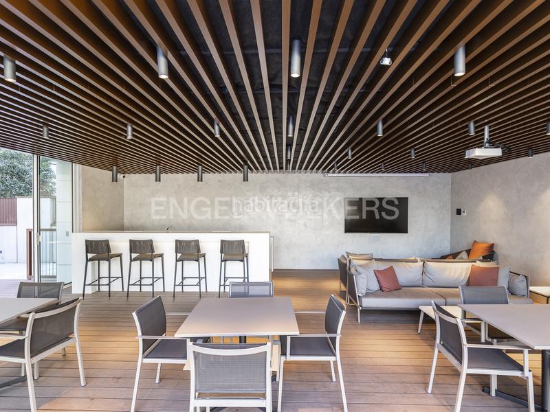 Foto b67050a0-2eda-44d5-a181-c57ddd95910d. Alquiler ático  único con terraza y piscina privada en pedralbes en Barcelona