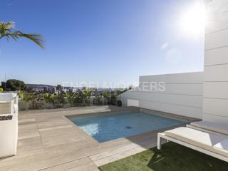 Lloguer Àtic a Sarrià. Ático único con terraza y piscina privada en pedralbes