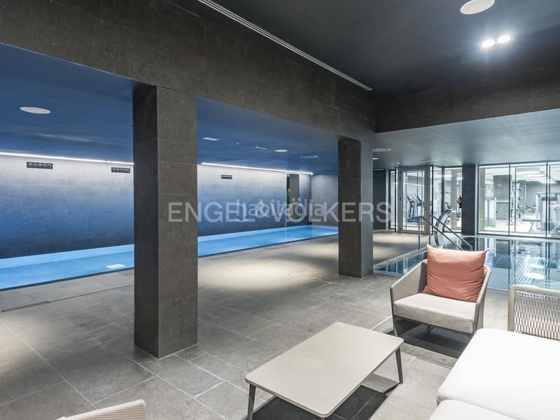 Foto 31fa8bac-8f56-4453-81d8-87f70581a6bb. Miete dachwohnung mit heizung parking pool in Sarrià Barcelona