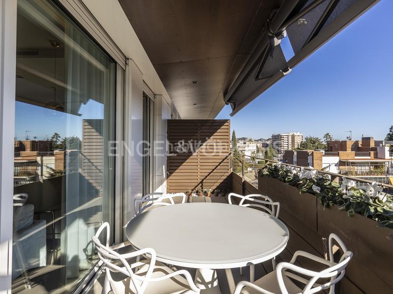 Foto a646967a-0683-4b52-866d-8650b58dd321. Miete dachwohnung mit heizung parking pool in Sarrià Barcelona