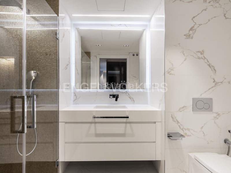 Foto c5902dad-5d9f-4267-a1de-c353fc3bc968. Miete dachwohnung mit heizung parking pool in Sarrià Barcelona