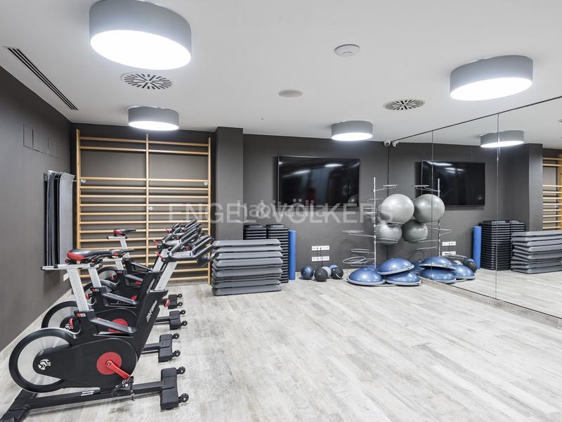 Foto fea580ea-4b8c-4448-93fd-3a36a66e0a35. Miete dachwohnung mit heizung parking pool in Sarrià Barcelona