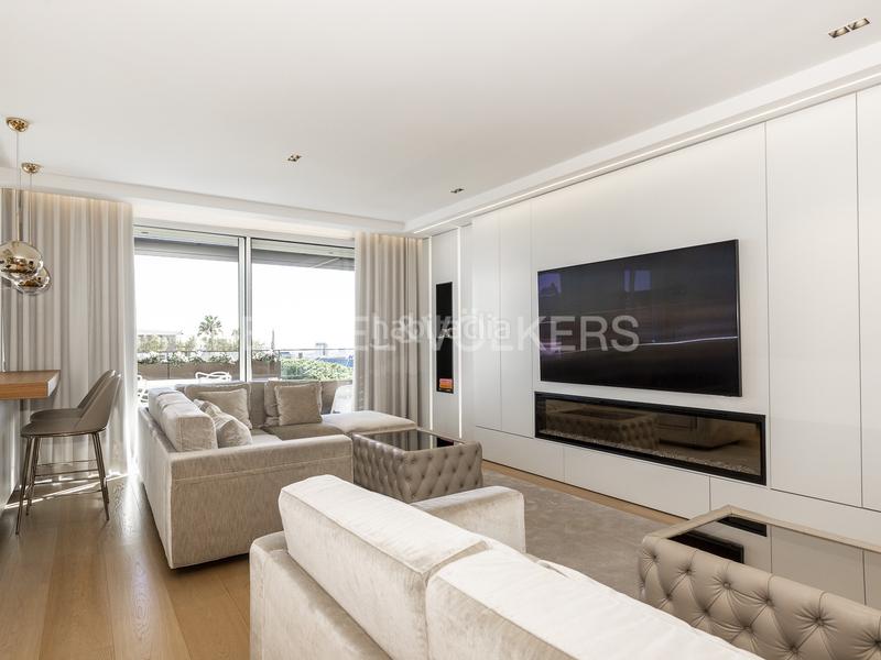 Foto 29d8528d-c875-42af-a9cd-6aecc7d3a37b. Rent penthouse with heating parking pool in Sarrià Barcelona