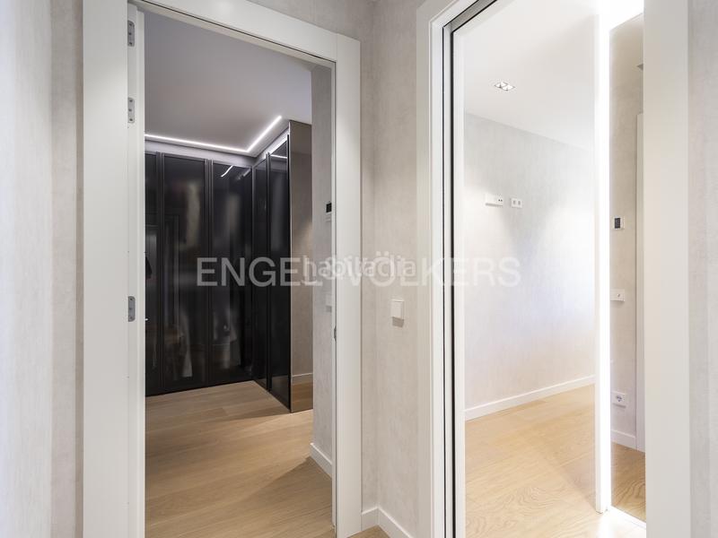 Foto 400188c6-8c6c-4d4e-a928-18200a582107. Rent penthouse with heating parking pool in Sarrià Barcelona