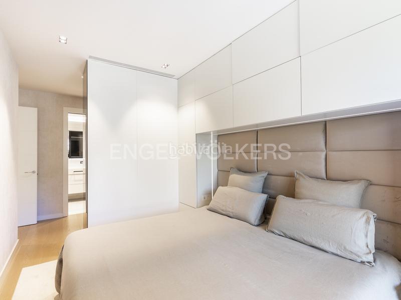 Foto c3c08b80-bff8-4372-9877-e2ed9a9d78a4. Rent penthouse with heating parking pool in Sarrià Barcelona