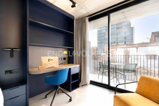 Rent Apartment in Poblenou. Estudio temporal ideal para estudiantes