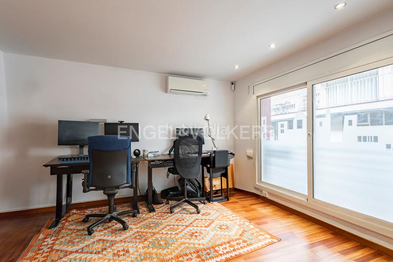 Foto 0c59d50a-5c57-4e57-9a4e-2326cac1b965. Duplex avec chauffage dans Sants Barcelona