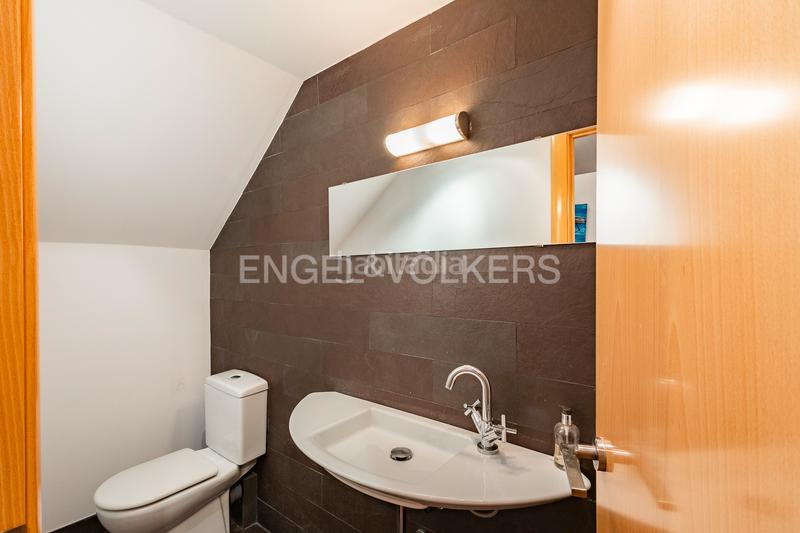 Foto 396e51ac-c7a0-4be6-8593-202bb5119eaa. Duplex avec chauffage dans Sants Barcelona