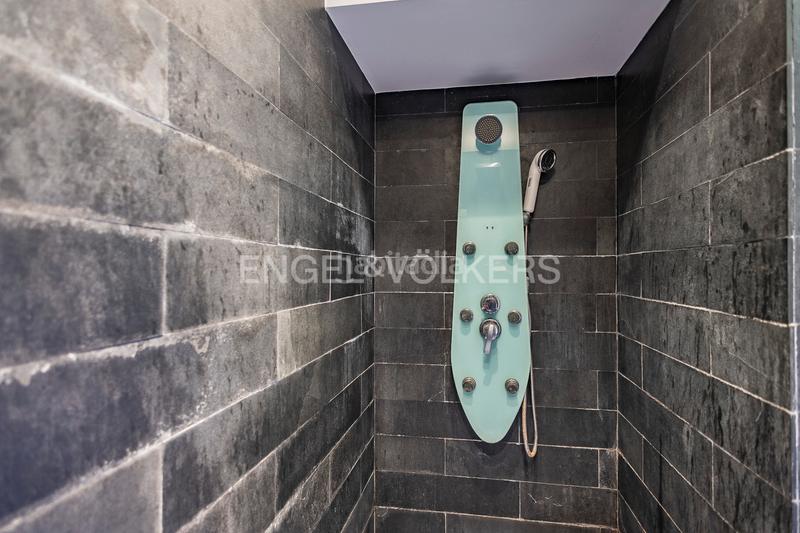 Foto 499c1ecf-cc06-4b91-a6b3-0e39ee9540ef. Duplex avec chauffage dans Sants Barcelona