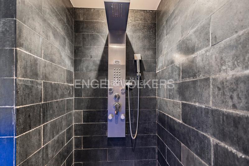 Foto 7c7eaa64-bc97-4eee-886a-bcf2e40a8dab. Duplex avec chauffage dans Sants Barcelona