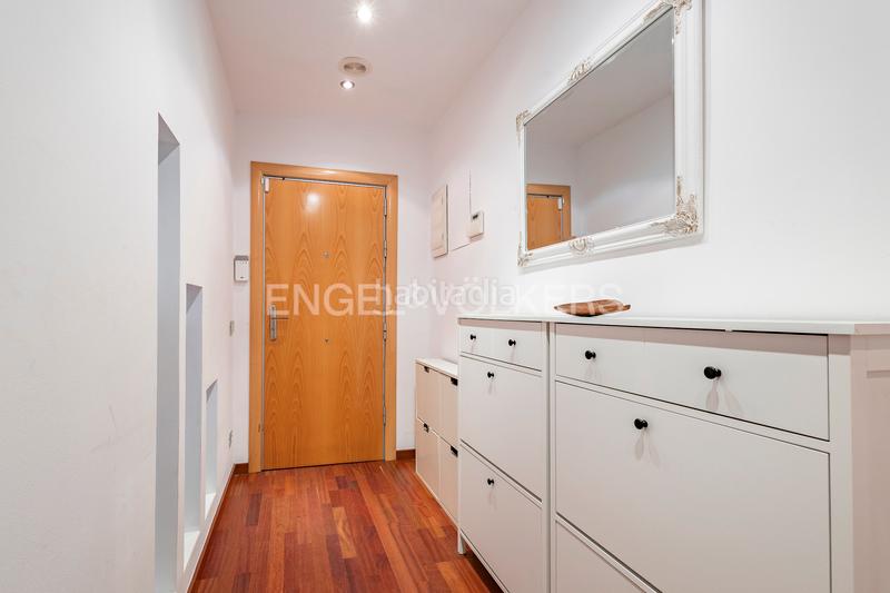 Foto 921b0340-c341-405f-8a61-7cd2e0b97171. Duplex avec chauffage dans Sants Barcelona