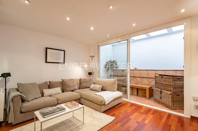 Foto a85a3964-516e-4a28-90ae-5348ed5ae6e8. Duplex avec chauffage dans Sants Barcelona