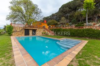 Casa a Niàgara Parc -Àgora Parc. La masía con todos los lujos en el maresme oasis de serenidad en